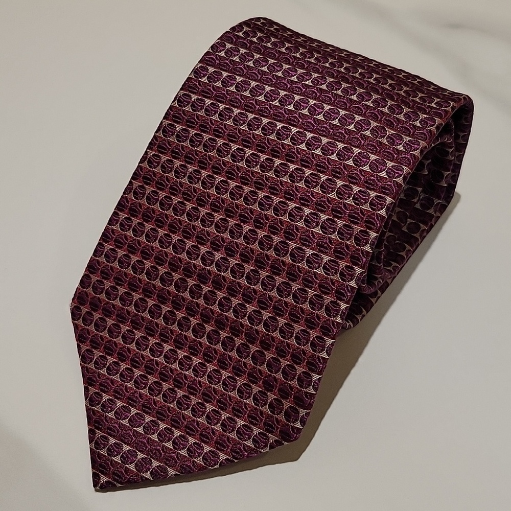 Gucci Wine Red Silk Tie